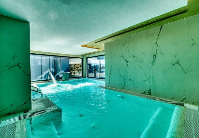 Apartment in Estepona - 3020 Luxury Duplex with Stunning Africa & Gibralta