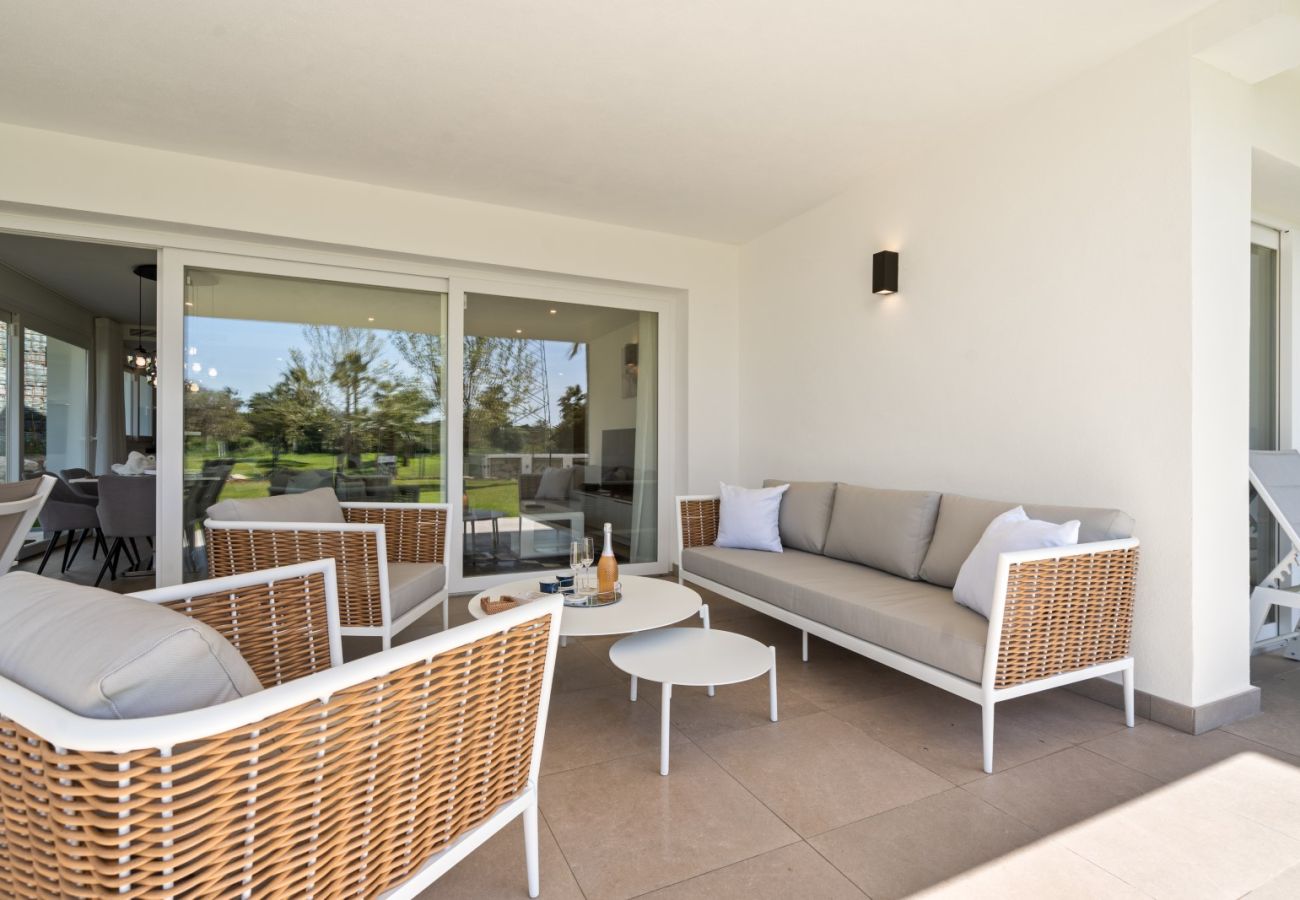Apartment in Casares - Chic 3-Bed Apartment ALCAZABA LAGOON (2107)