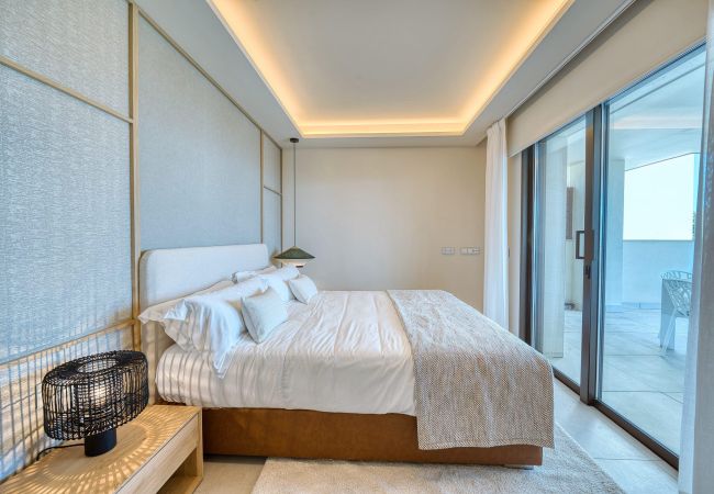 Apartment in Estepona - 3001 Velaya Beachfront Luxury Apartment