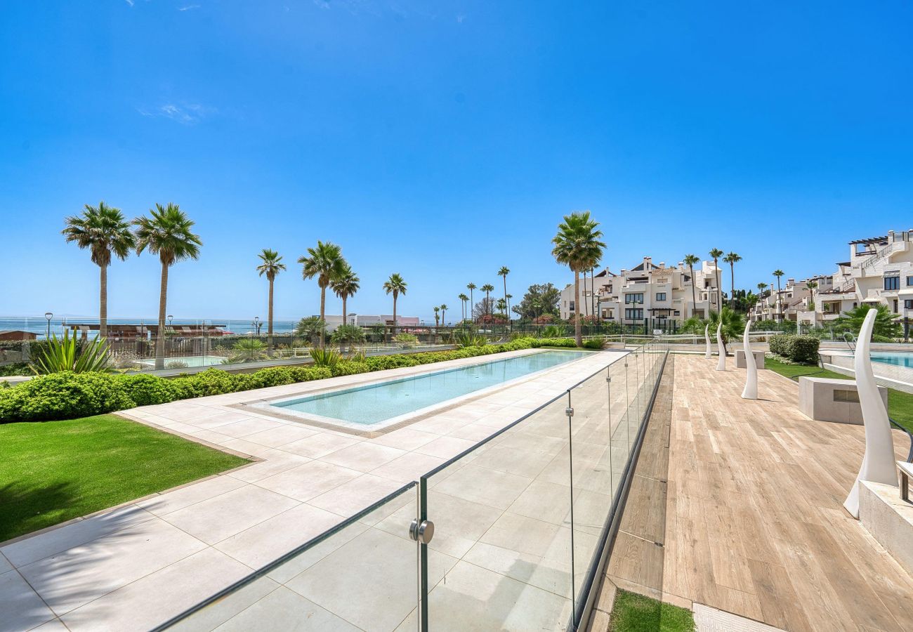 Apartment in Estepona - 3001 Velaya Beachfront Luxury Apartment
