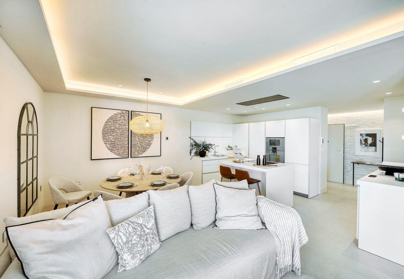 Apartment in Estepona - 3001 Velaya Beachfront Luxury Apartment