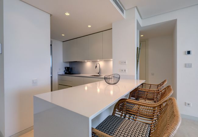 Apartment in Ojen - 3059 Luxury Escape with Sea Views in Palo Alto