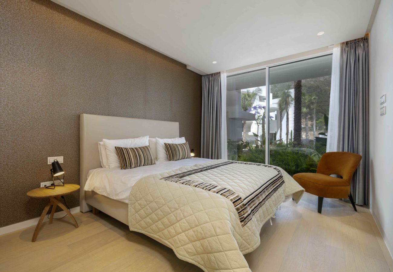 Apartment in Ojen - 3060 Apartment with extraordinary sea views in Pal