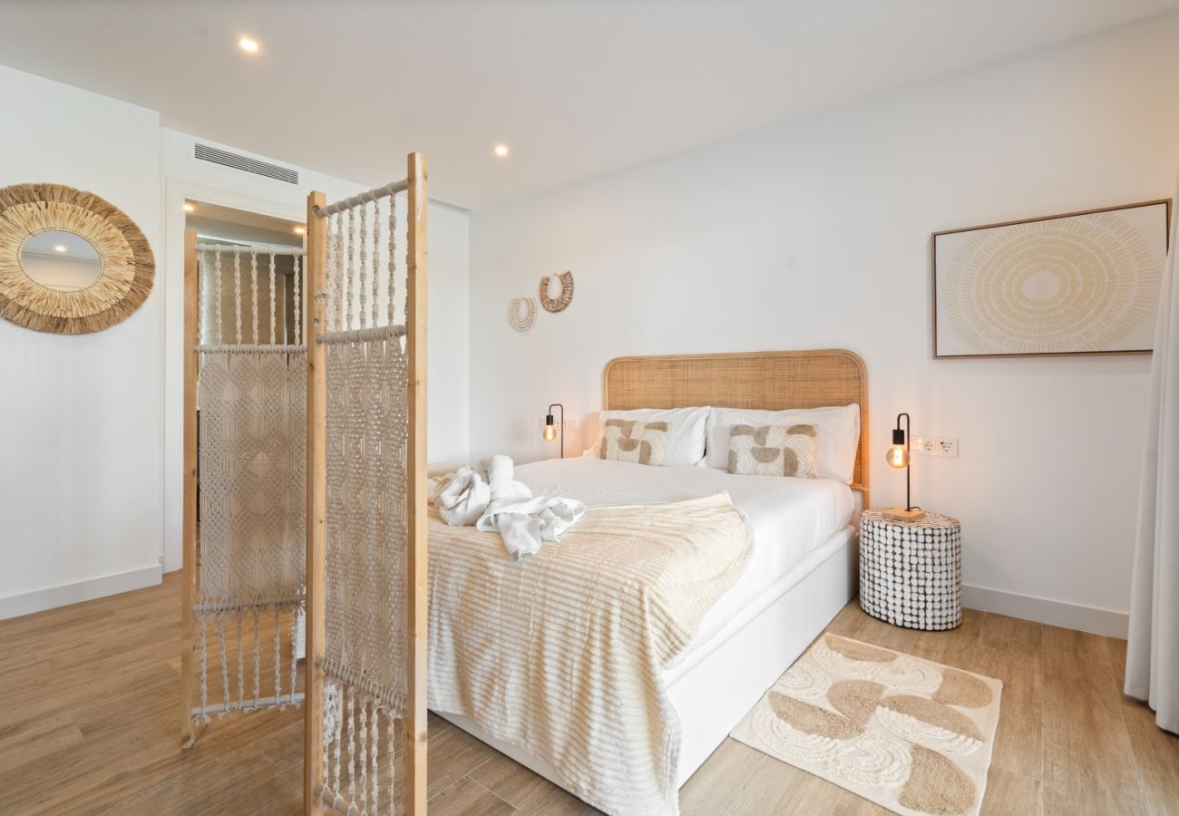 Apartment in Casares - Stylish 4 Pers. Apt. ALCAZABA LAGOON (2005/06)