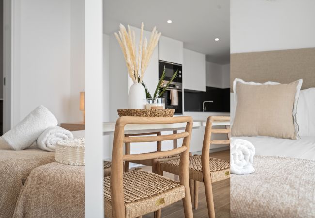 Apartment in Casares - Stylish 2 bed Apartment - ALCAZABA LAGOON (1911)