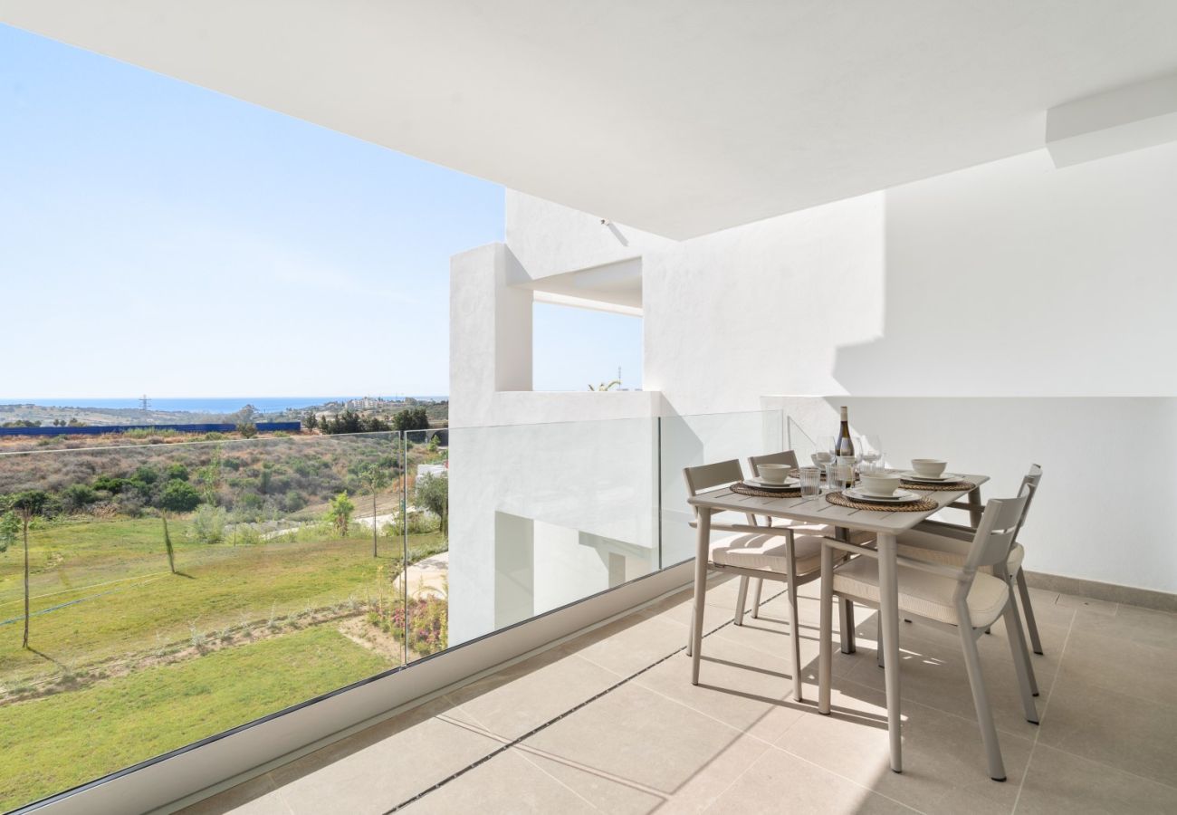 Apartment in Casares - Stylish 2 bed Apartment - ALCAZABA LAGOON (1911)