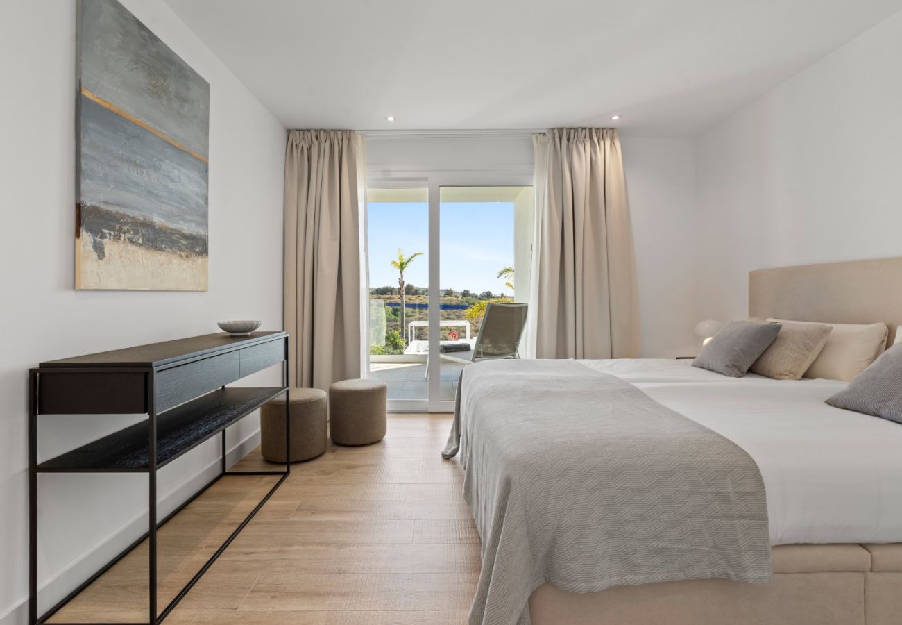Apartment in Casares - Spacious 2-bed & Solarium ALCAZABA LAGOON (2017)