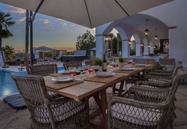 Villa in Marbella - 3329 Villa la Mansion