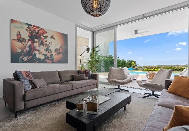 Villa in Marbella - 3301 Villa Mariposa (r3907066)