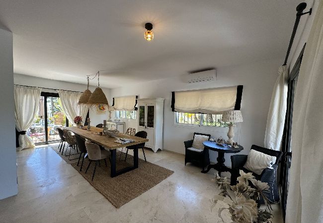 Villa in Marbella - 3308 Villa Cactus (r4707271)