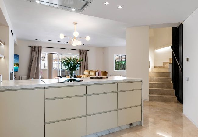 House in Marbella - 3318 Casa Sunshine (r4355587)