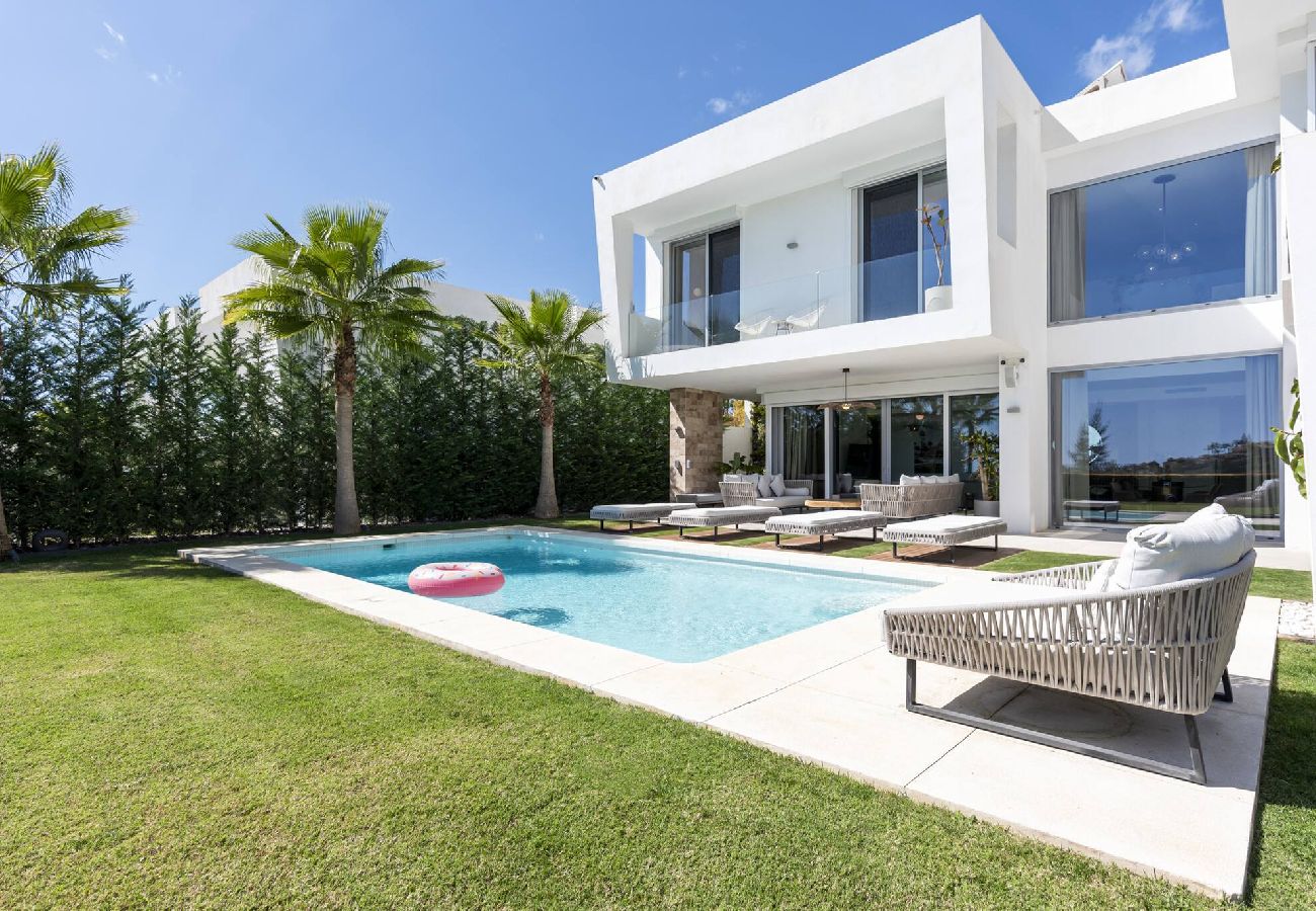 Villa in Marbella - 3300 Casa Senses