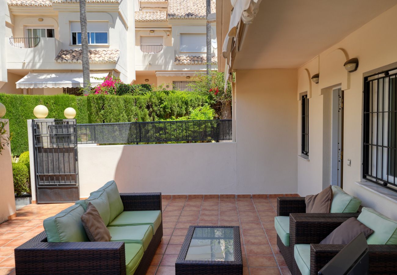 Terraced House in Marbella - 3150 Seaside Home with Stunning Sea Views
